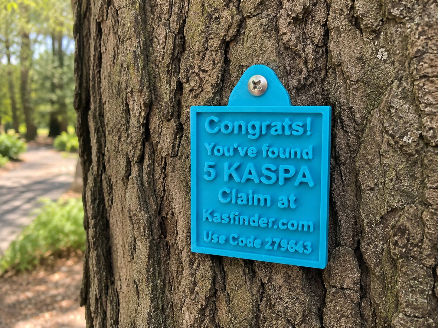 3D printed plaque on tree